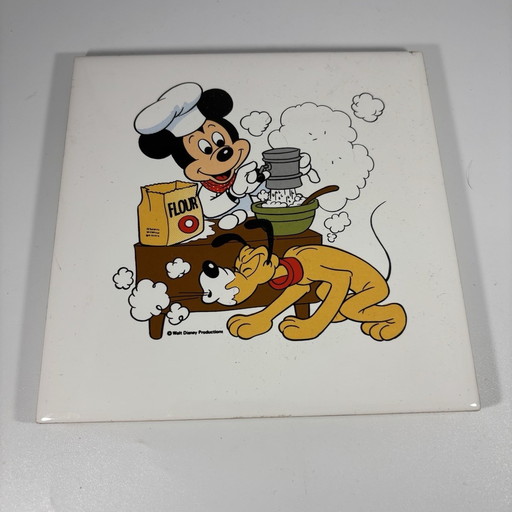 Vintage Walt Disney Mickey Mouse & Pluto Ceramic Tile Trivet‎ Hot Plate 6"